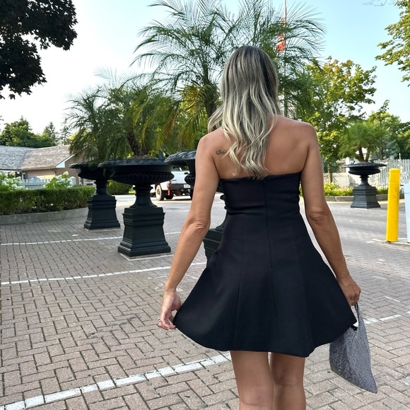 Strapless mini black dress bell shape little black dress lbd Size medium perfect - Picture 5 of 14